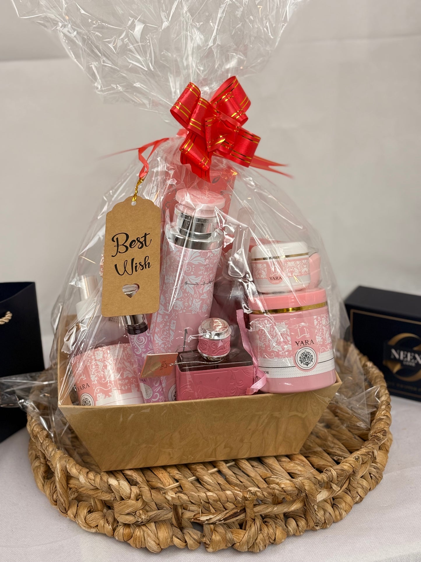 NEEX LUXE Yara Luxury Gift Basket