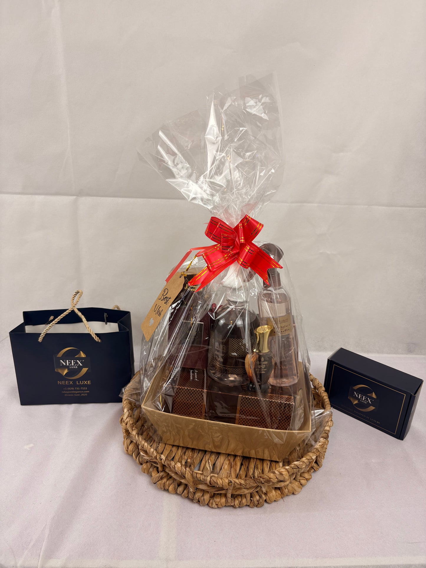 Neex LUXE Ameer Oudh Gift Basket
