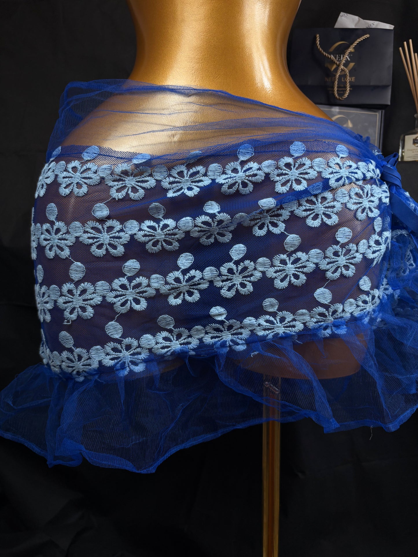 NEEX LUXE Pagne – Luxury Woven Wrap for Women